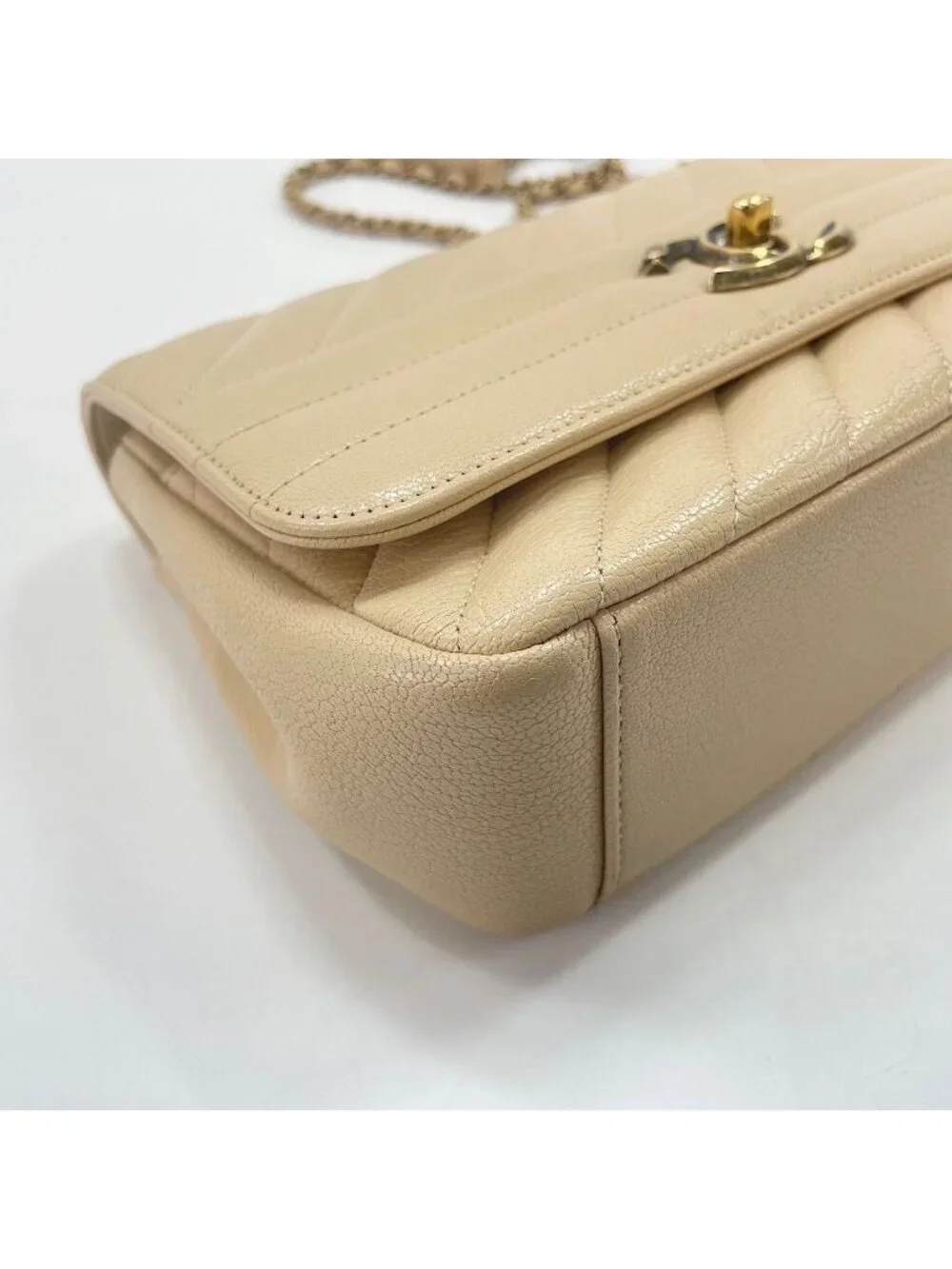 Chanel Shoulder Bag Diagonal Quilted